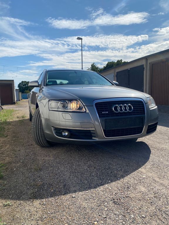 Silber Gebraucht 2007 Audi A6 Kombi | 4.700 € (Fairer Preis) - Bild 1/4