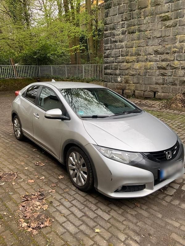 Gebraucht Honda Civic 141 PS (103 kW) 2012 Silber Limousine