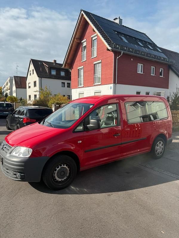 Rot Gebraucht 2008 VW Caddy Maxi Life Van / Kleinbus | 3.900 € (Superpreis) - Bild 1/4