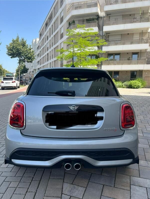 Gebraucht Mini Cooper S Classic 178 PS (130 kW) 2023 Grau Kleinwagen