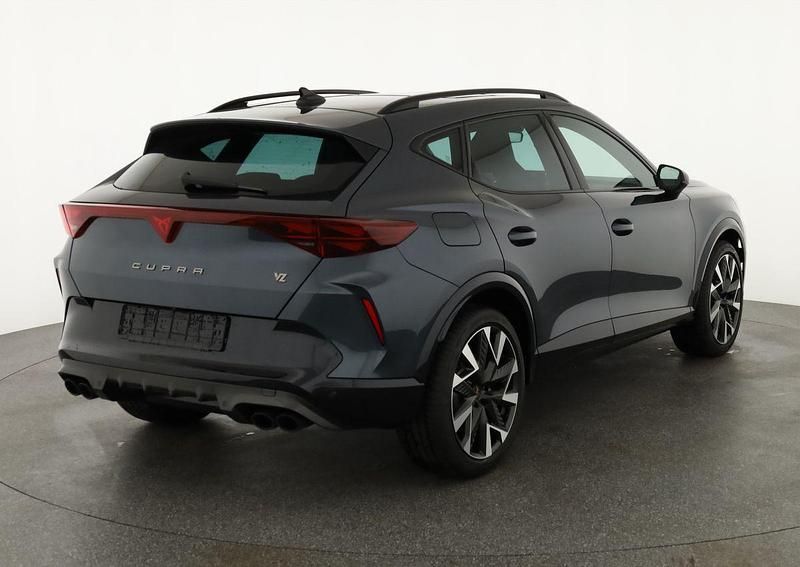 Neu Cupra Formentor VZ 333 PS (244 kW) 2025 Magnetic grau metallic SUV
