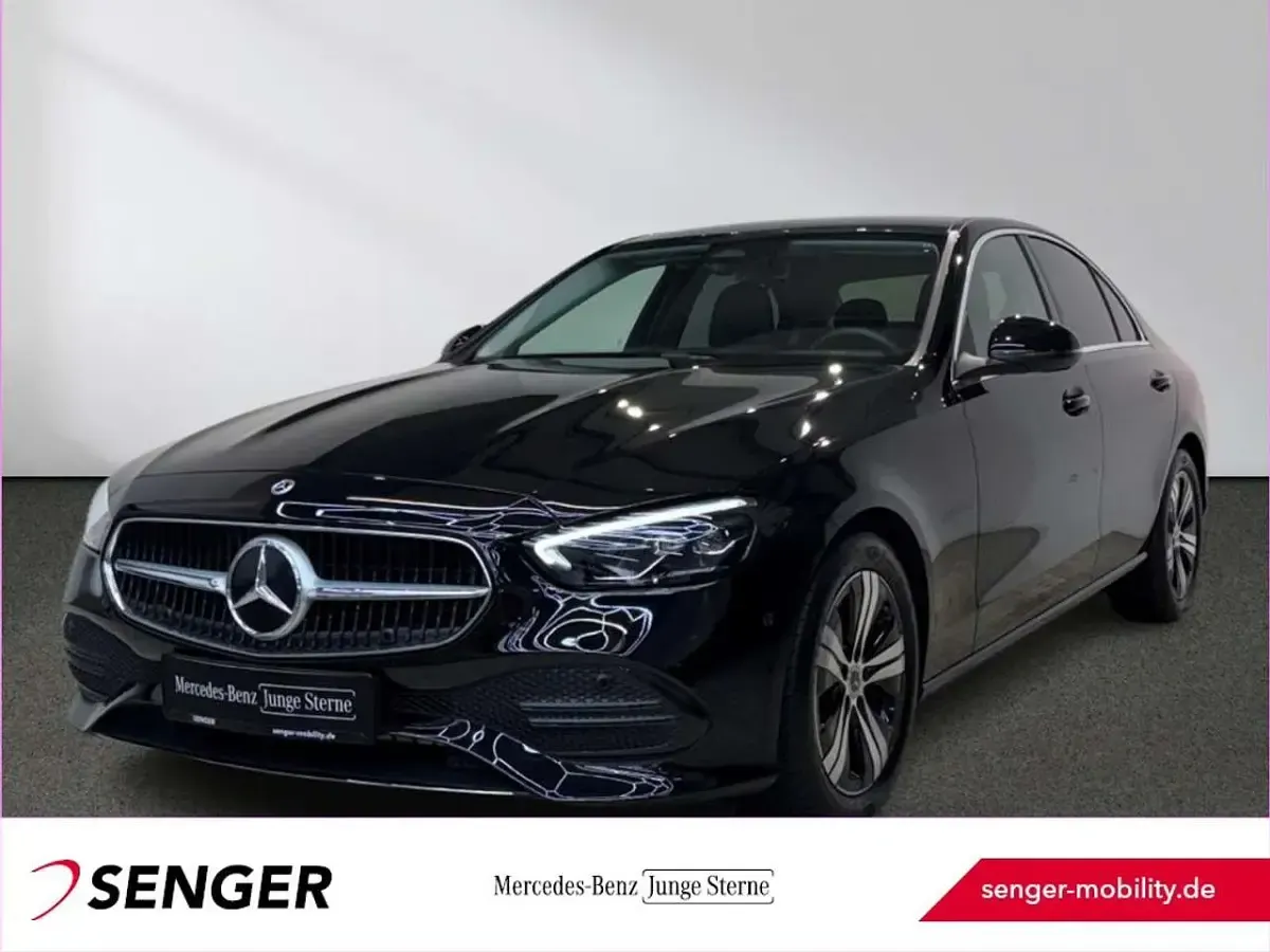 Gebraucht Mercedes C180 Avantgarde 170 PS (125 kW) 2025 Limousine