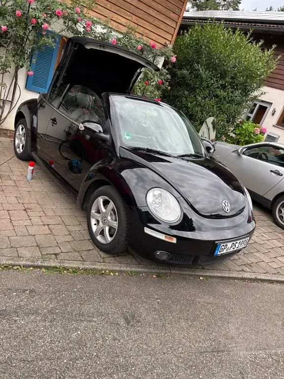 Gebraucht VW New Beetle Freestyle 105 PS (77 kW) 2009 Schwarz Kleinwagen
