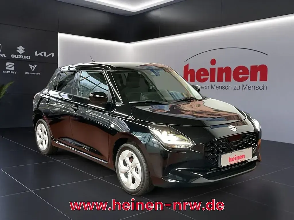 Neu Suzuki Swift Comfort 83 PS (61 kW) 2026 Super black Kleinwagen
