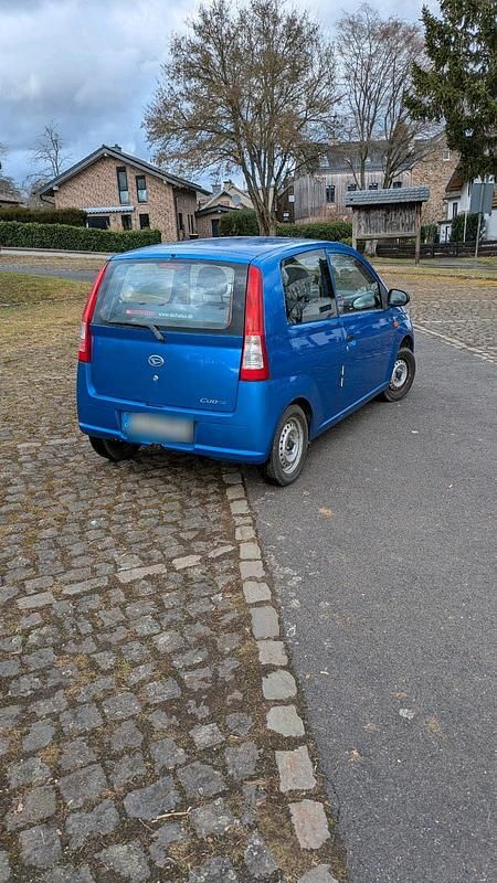 Gebraucht Daihatsu Cuore 58 PS (42 kW) 2003 Blau Kleinwagen