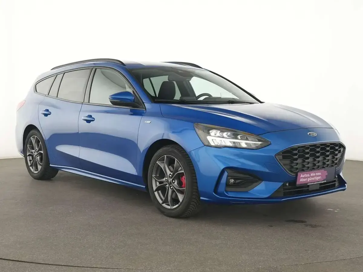 Gebraucht Ford Focus ST-Line 125 PS (91 kW) 2021 Blau Kombi