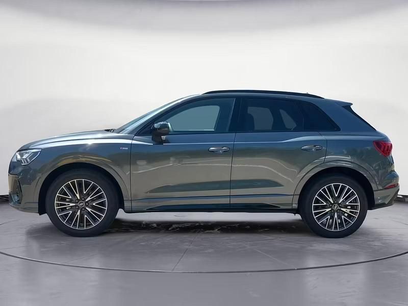 Neu Audi Q3 S-Line 150 PS (110 kW) 2025 Grau SUV