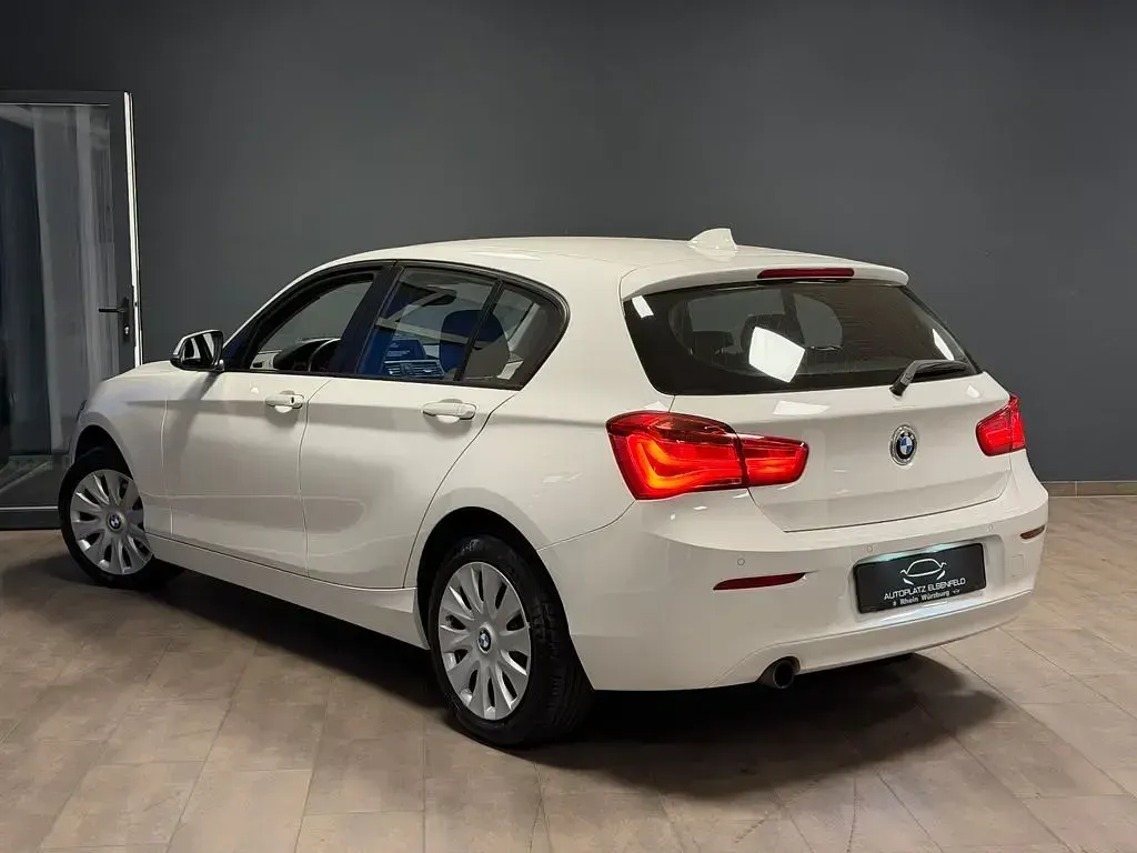 Gebraucht BMW 116 Advantage 109 PS (80 kW) 2016 Weiß Kleinwagen