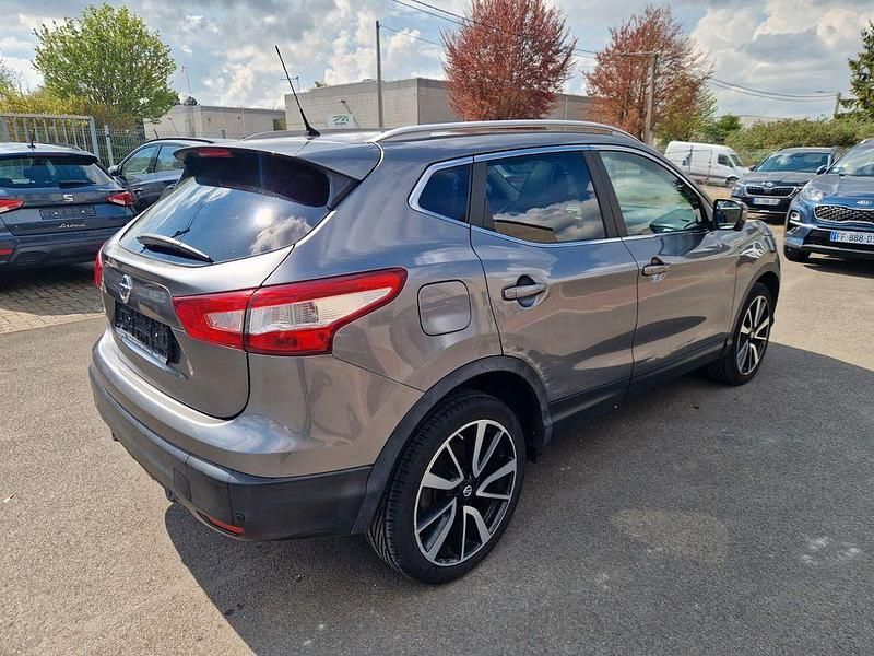 Gebraucht Nissan Qashqai 360º 131 PS (96 kW) 2015 Grau SUV