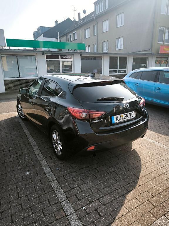 Gebraucht Mazda 3 Center-Line 120 PS (88 kW) 2016 Schwarz Limousine