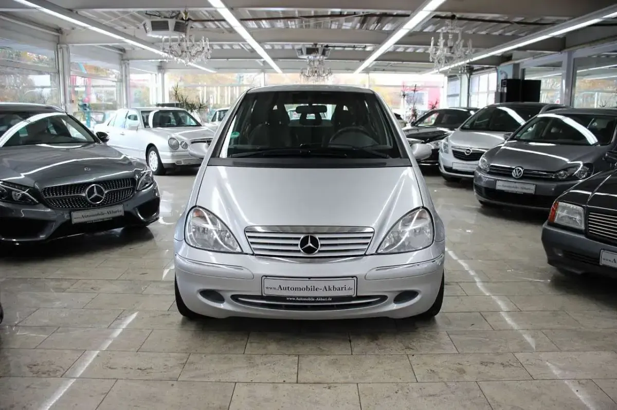 Gebraucht Mercedes A160 102 PS (75 kW) 2001 Silber Limousine