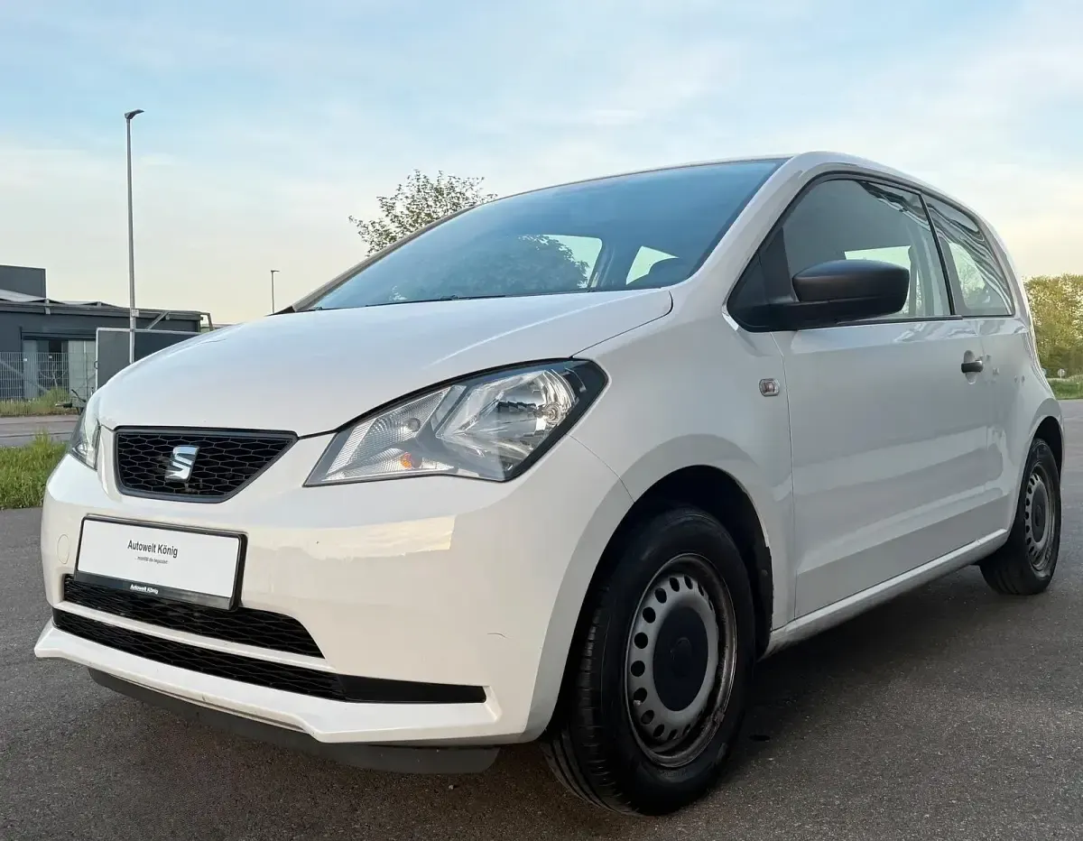 Używany Seat Mii Reference 60 KM (44 kW) 2014 Biały Hatchback
