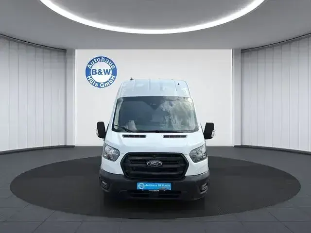 Gebraucht Ford Transit Trend 131 PS (96 kW) 2024 Weiß Van / Kleinbus