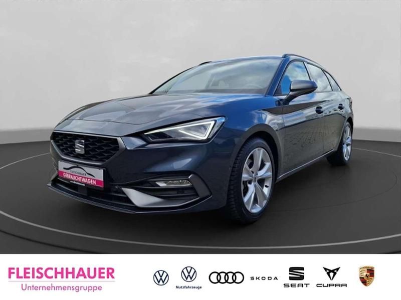 Grau (magnetic tech grey) Gebraucht 2024 Seat Leon FR Kombi | 26.900 € (Fairer Preis) - Bild 1/4