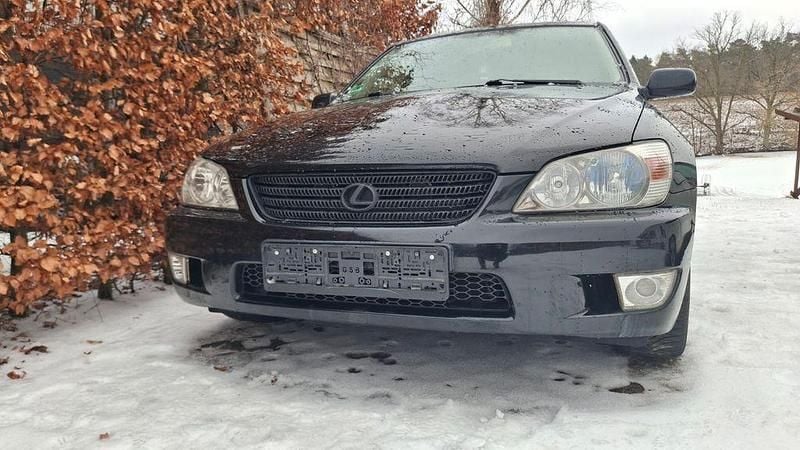 Gebraucht Lexus IS200 155 PS (114 kW) 2000 Schwarz Limousine