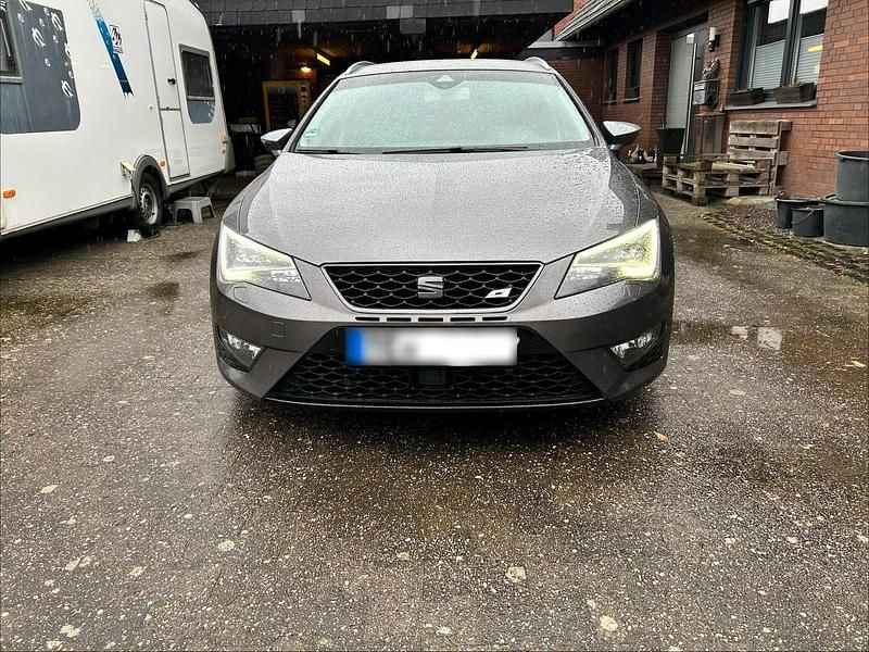 Usata Seat Leon FR 143 CV (105 kW) 2014 Grigio Station wagon
