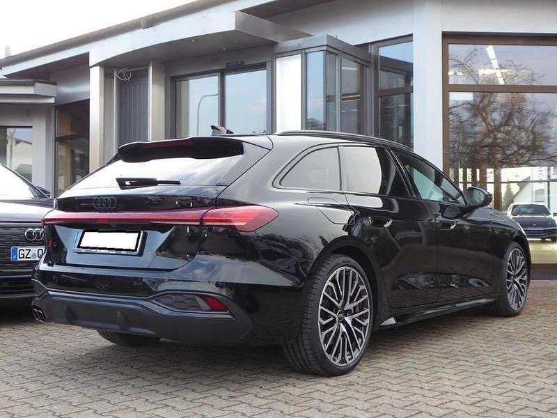 Gebraucht Audi A5 S-Line 204 PS (150 kW) 2025 Schwarz Coupé