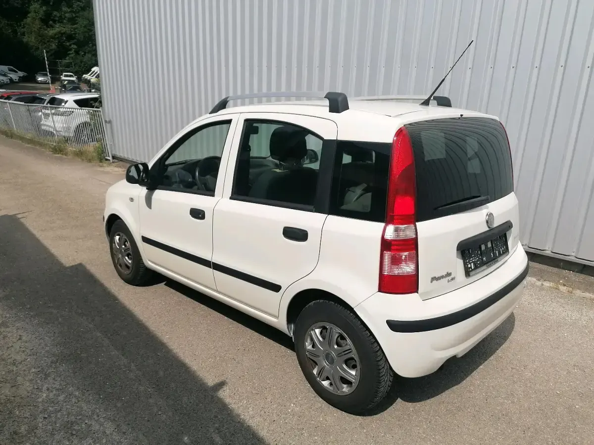 Gebraucht Fiat Panda 69 PS (50 kW) 2011 Weiß Kleinwagen