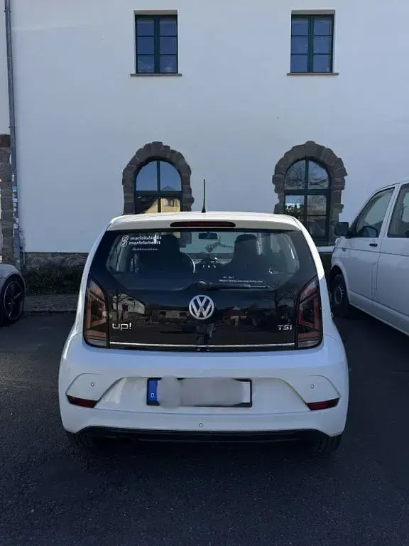 Gebraucht VW up! high up! 90 PS (66 kW) 2017 Weiß Kleinwagen