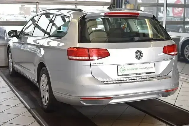 Second-hand VW Passat 150 CP (110 kW) 2015 Argintiu Break