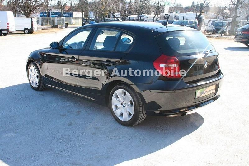 Gebraucht BMW 118 143 PS (105 kW) 2007 Schwarz Kleinwagen