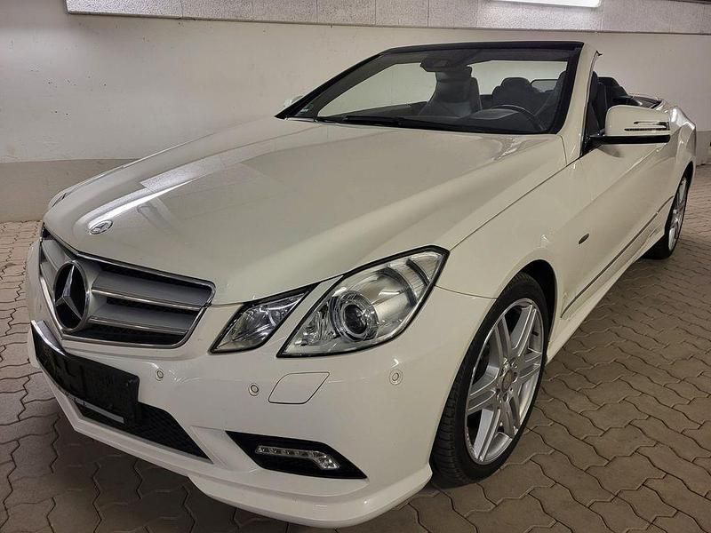 Gebraucht Mercedes E250 Avantgarde 204 PS (150 kW) 2011 Weiß Cabrio