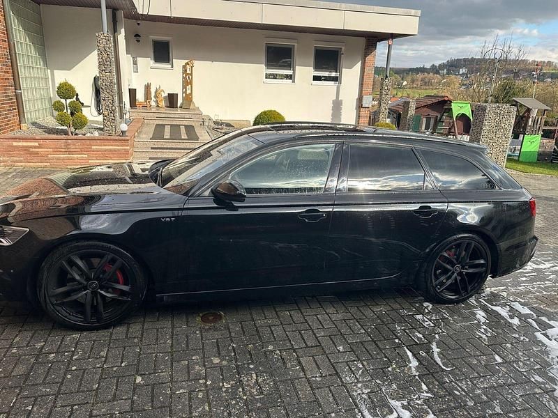 Gebraucht Audi A6 Ambiente 326 PS (239 kW) 2015 Schwarz Kombi
