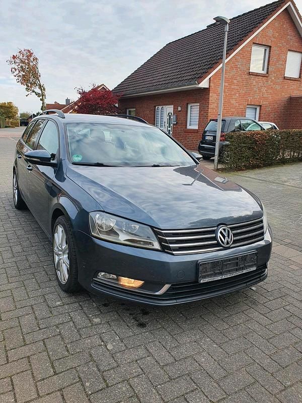 Gebraucht VW Passat 105 PS (77 kW) 2014 Grau Kombi
