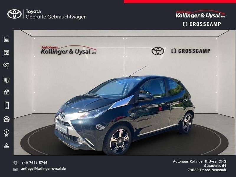 Midnightschwarz mica Gebraucht 2014 Toyota Aygo X-clusiv Kleinwagen | 7.890 € (Fairer Preis) - Bild 1/4
