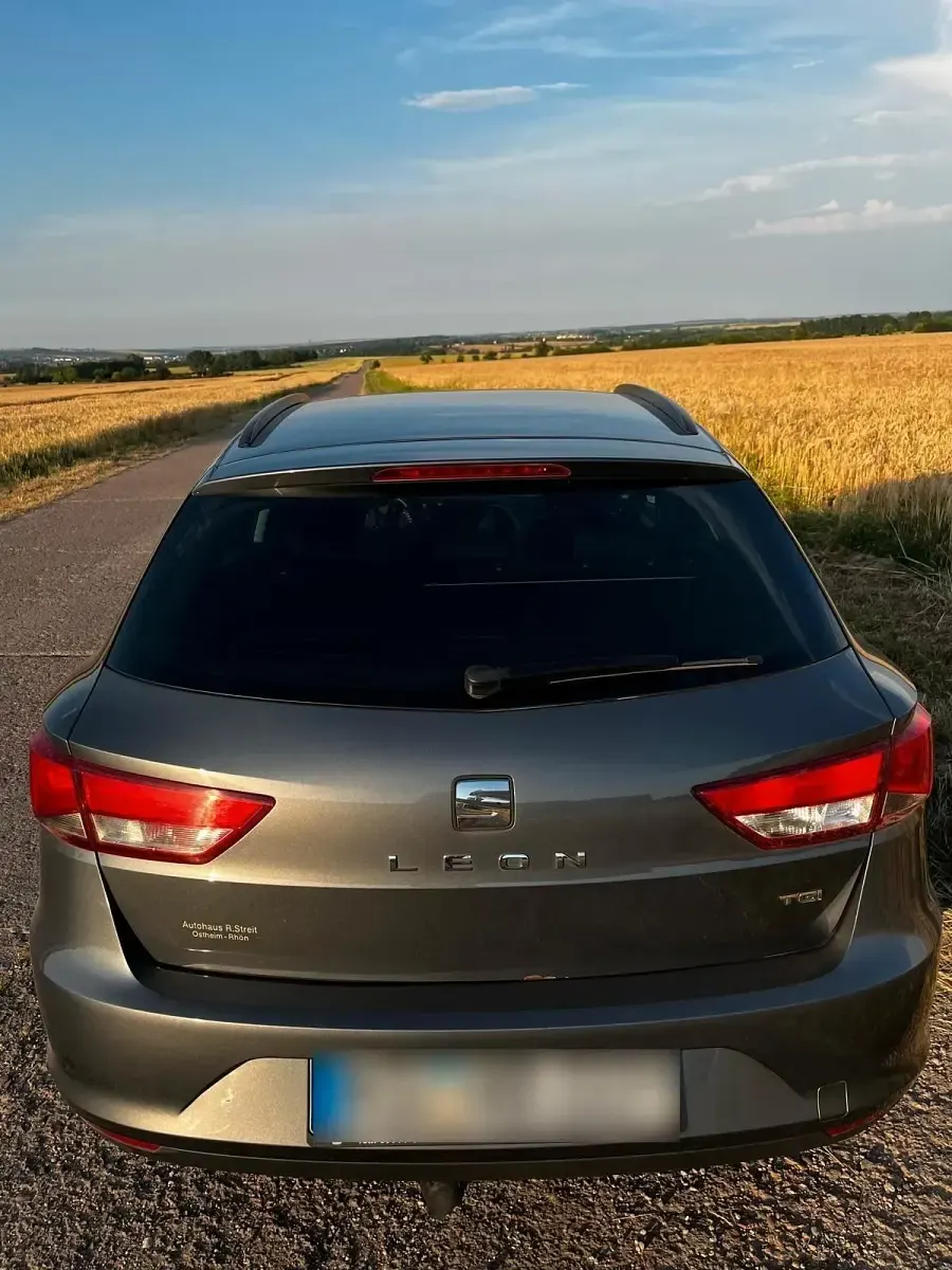 Gebraucht Seat Leon 110 PS (80 kW) 2015 Grau Kombi