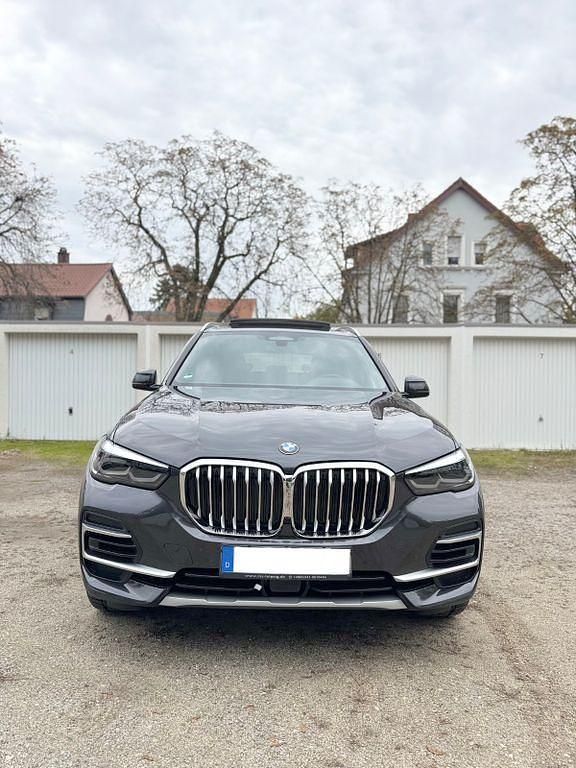 Gebraucht BMW X5 Performance 286 PS (210 kW) 2022 Grau SUV