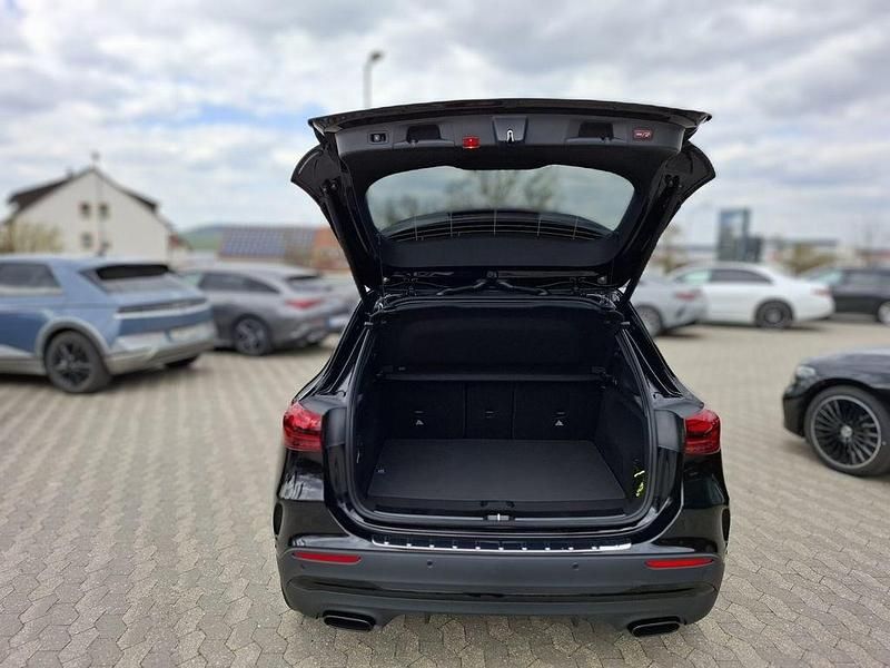 Gebraucht Mercedes GLA220 AMG 190 PS (139 kW) 2025 Schwarz SUV