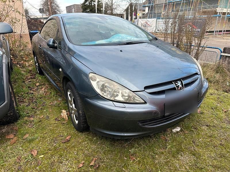 Grau Gebraucht 2004 Peugeot 307 CC Cabrio | 999 € (Guter Preis) - Bild 1/4
