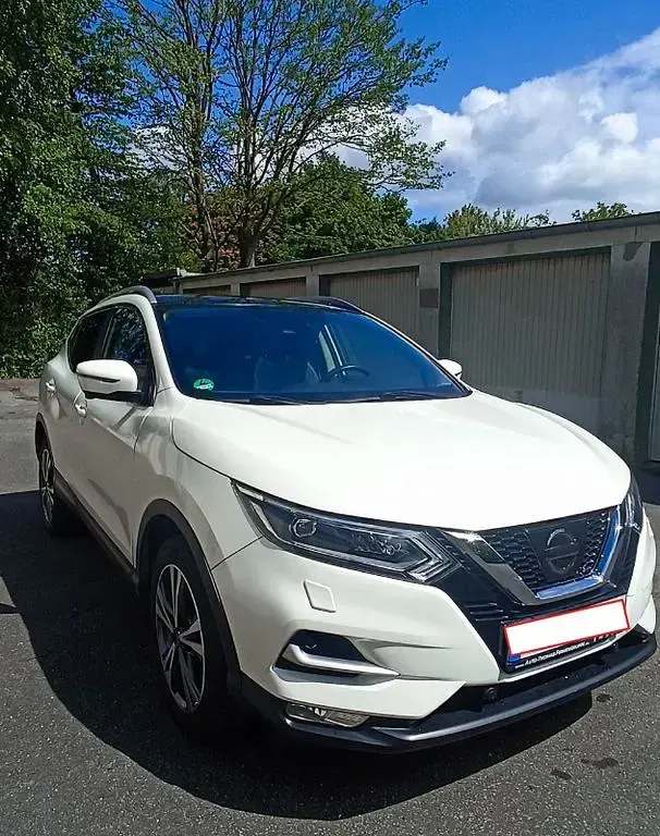 Gebraucht Nissan Qashqai N-Connecta 116 PS (85 kW) 2017 Weiß SUV