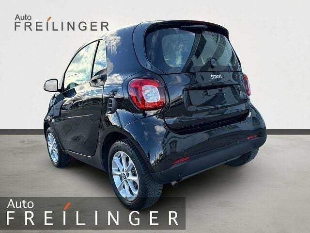 Gebraucht Smart ForTwo Coupé 71 PS (52 kW) 2018 Schwarz Coupé