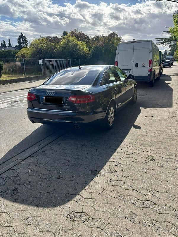 Schwarz Gebraucht 2010 Audi A6 Limousine | 8.000 € (Etwas zu teuer) - Bild 1/4