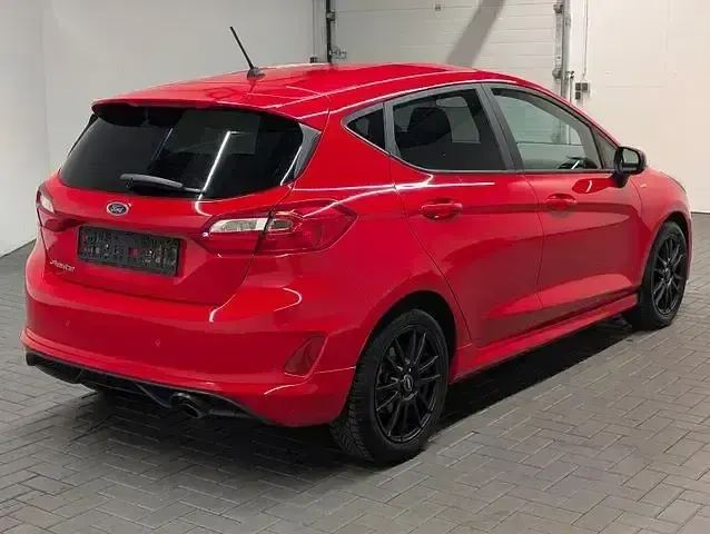 Gebraucht Ford Fiesta ST-Line 101 PS (74 kW) 2018 Racerot Kleinwagen