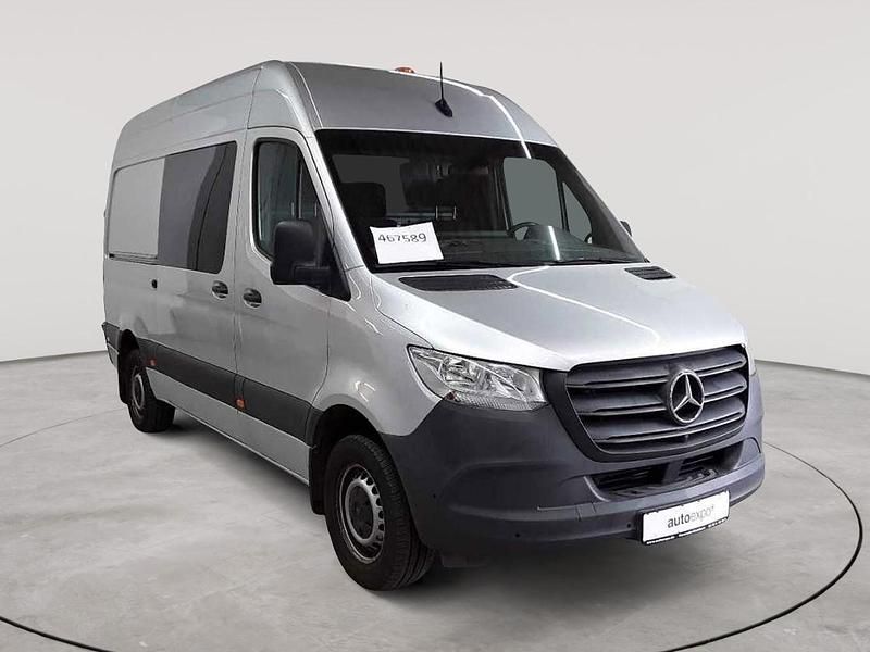 Gebraucht Mercedes Sprinter 143 PS (105 kW) 2020 Iridiumsilber metallic Van