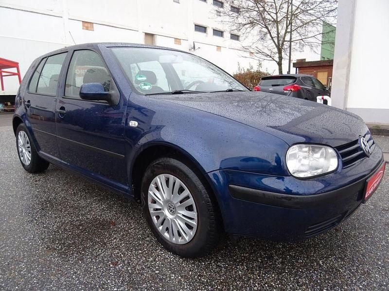 Blau Gebraucht 2002 VW Golf IV Limousine | 1.290 € (Guter Preis) - Bild 1/4