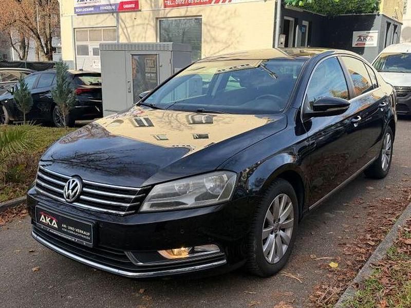 Gebraucht VW Passat Comfortline 122 PS (89 kW) 2013 Schwarz Limousine