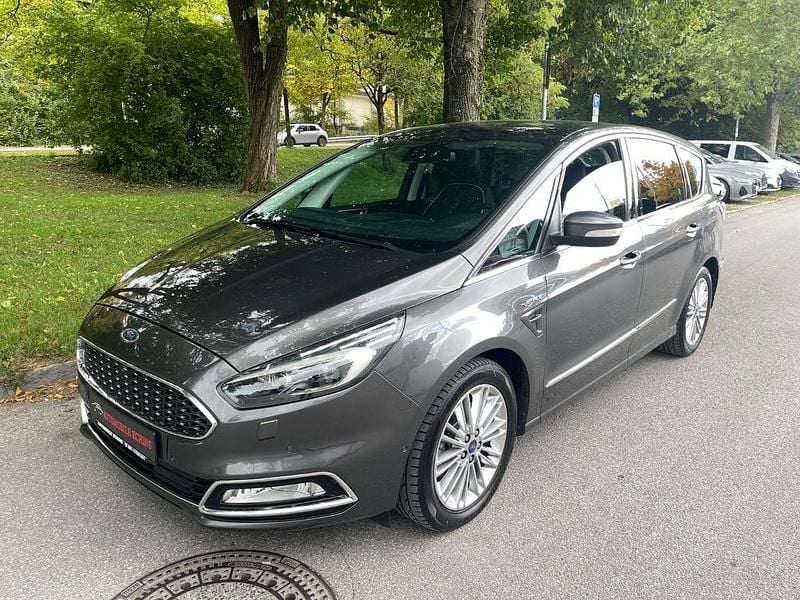 Magnetic Gebraucht 2017 Ford S-MAX Vignale Van / Kleinbus | 13.500 € (Guter Preis) - Bild 1/4