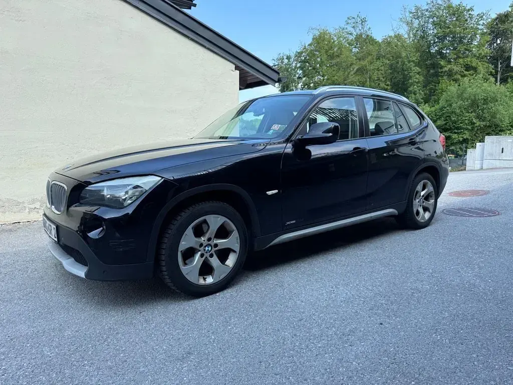 Gebraucht BMW X1 177 PS (130 kW) 2010 Schwarz SUV