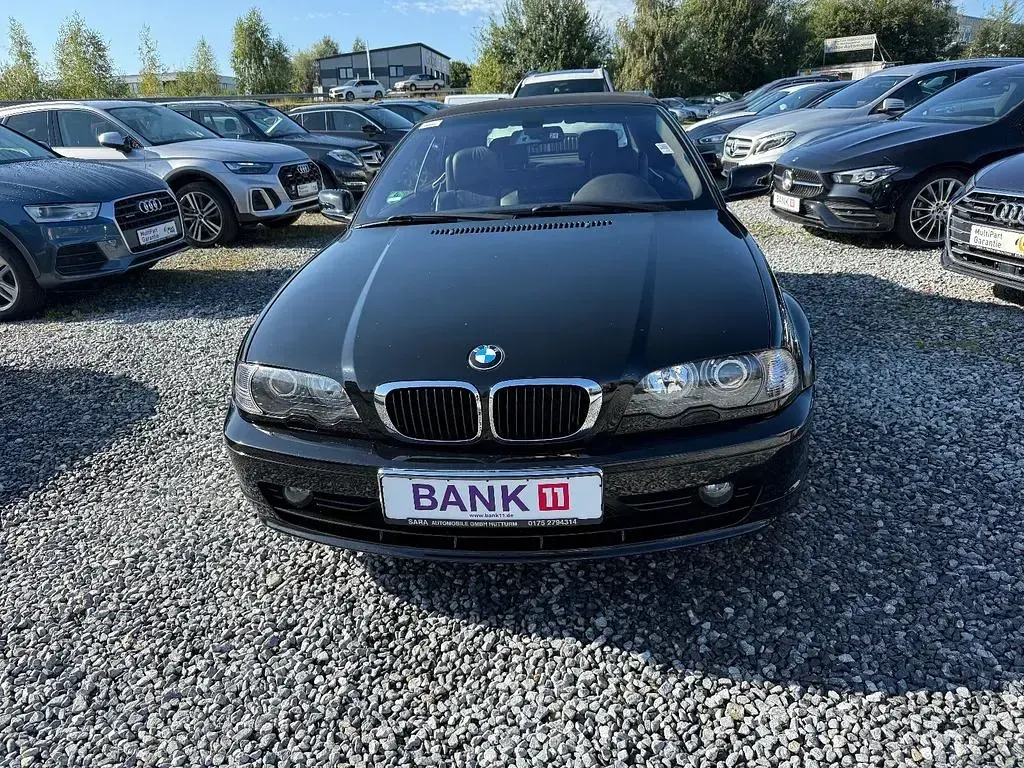 Gebraucht BMW 325 Cabriolet Performance 192 PS (141 kW) 2001 Schwarz Cabrio