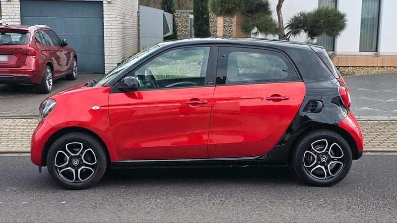 Gebraucht Smart ForFour 72 PS (52 kW) 2016 Rot Kleinwagen