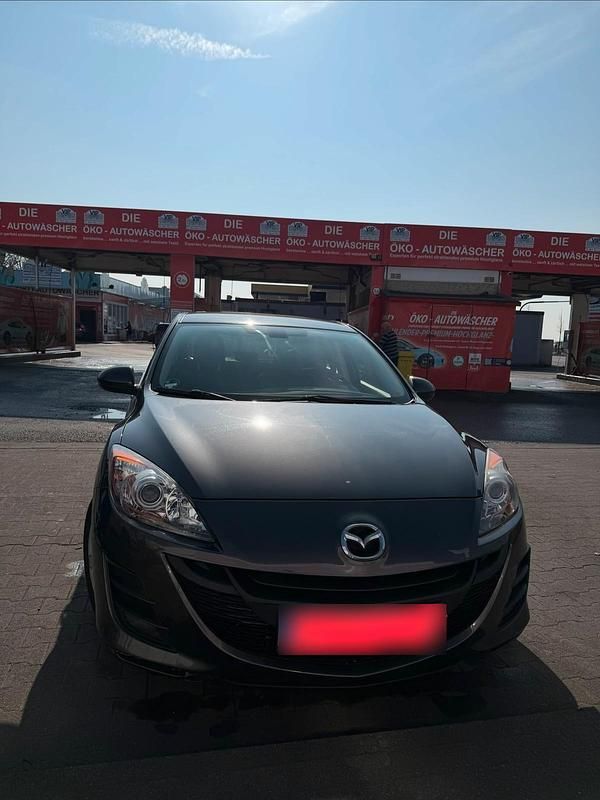 Gebraucht Mazda 3 105 PS (77 kW) 2010 Andere farben Limousine