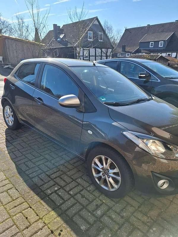Gebraucht Mazda 2 Sendo 84 PS (61 kW) 2014 Limousine