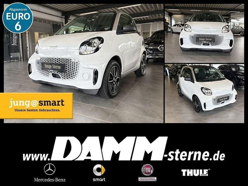 Weiß Gebraucht 2021 Smart ForTwo Electric Drive Coupé | 8.870 € (Superpreis) - Bild 1/4