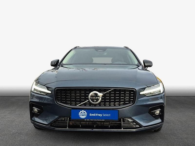 Gebraucht Volvo V60 Plus 197 PS (144 kW) 2025 Blau Kombi