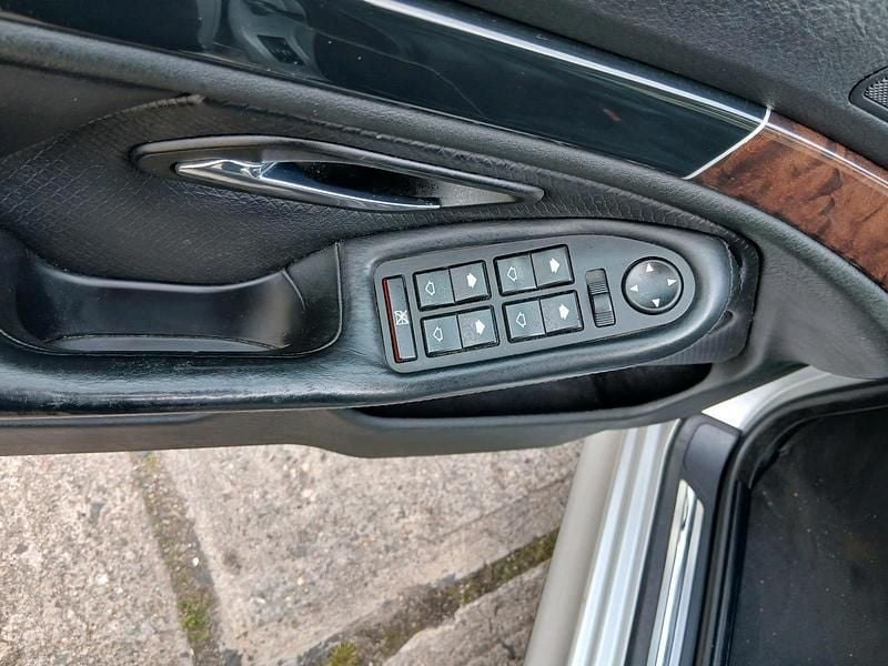 Gebraucht BMW 525 192 PS (141 kW) 2001 Silber Limousine