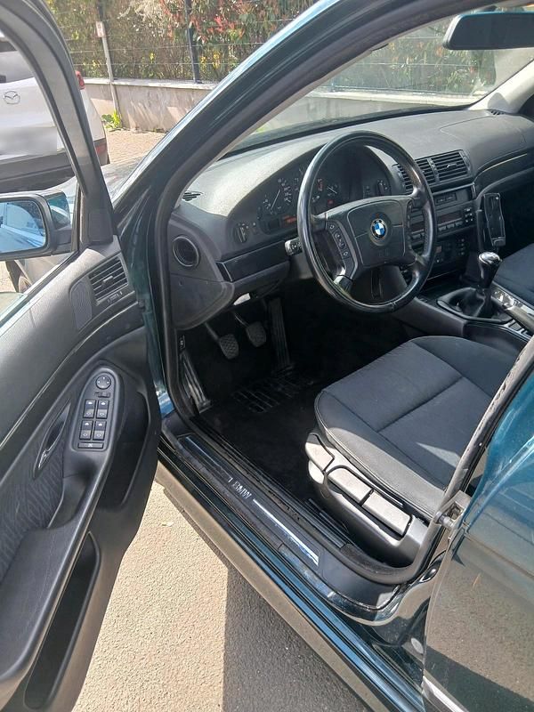 Gebraucht BMW 523 170 PS (125 kW) 1999 Grün Limousine